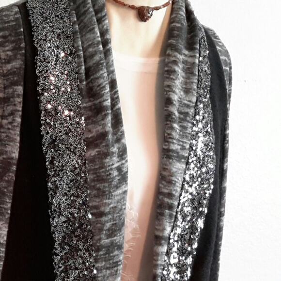 Juicy Couture Cardigan Sweater POCKETS Sz M Long Vest Sequins Modern CIty Vintag - Picture 4 of 15